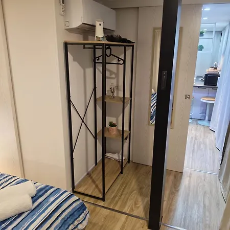 Blue Lagoon Houseboat * Castelletto sopra Ticino